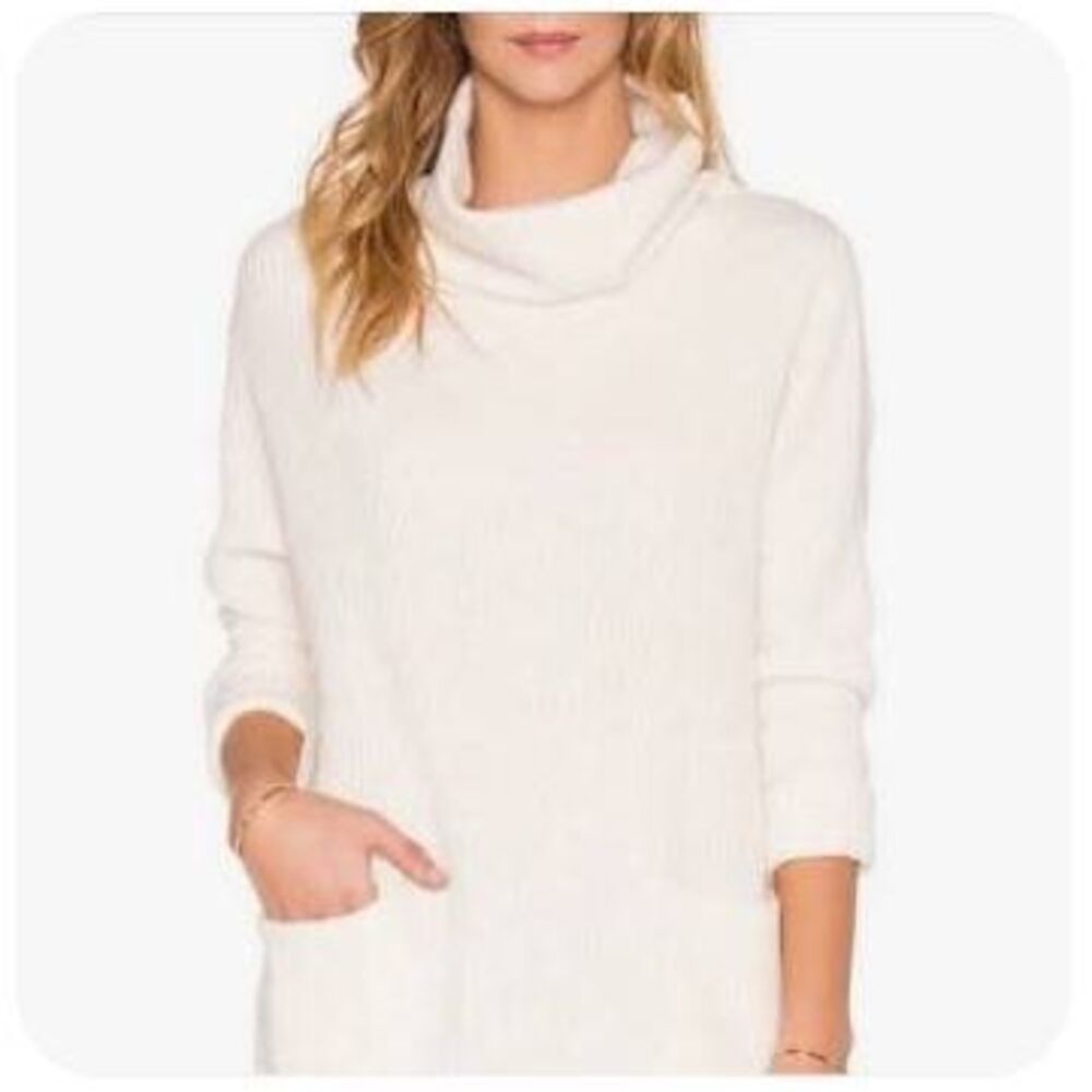 Vince 100% cashmere  cream white cowl neck knit sweater with pockets xs oversize